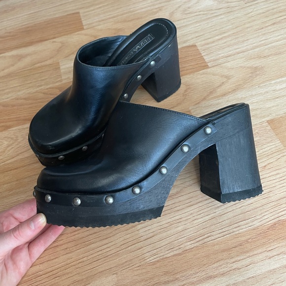 Prima Royale Black Studded Leather Mules - Picture 3 of 4